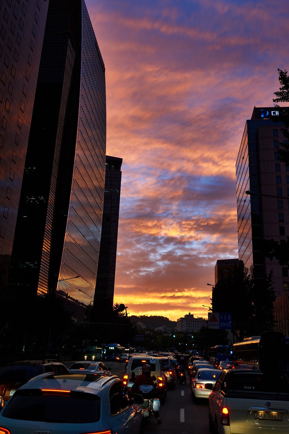   DSC-RX1  2014-10-12 18:13:07  f/8 1/80sec ISO-640 35mm