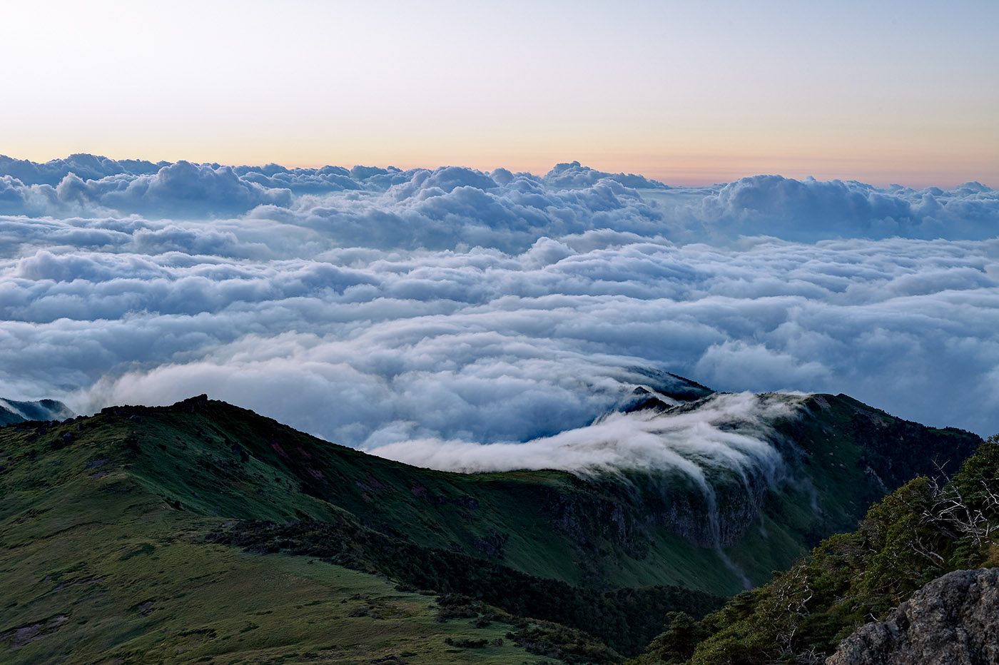   NIKON D700  2013-08-13 10:36:28  f/13 1/2sec ISO-250 44mm